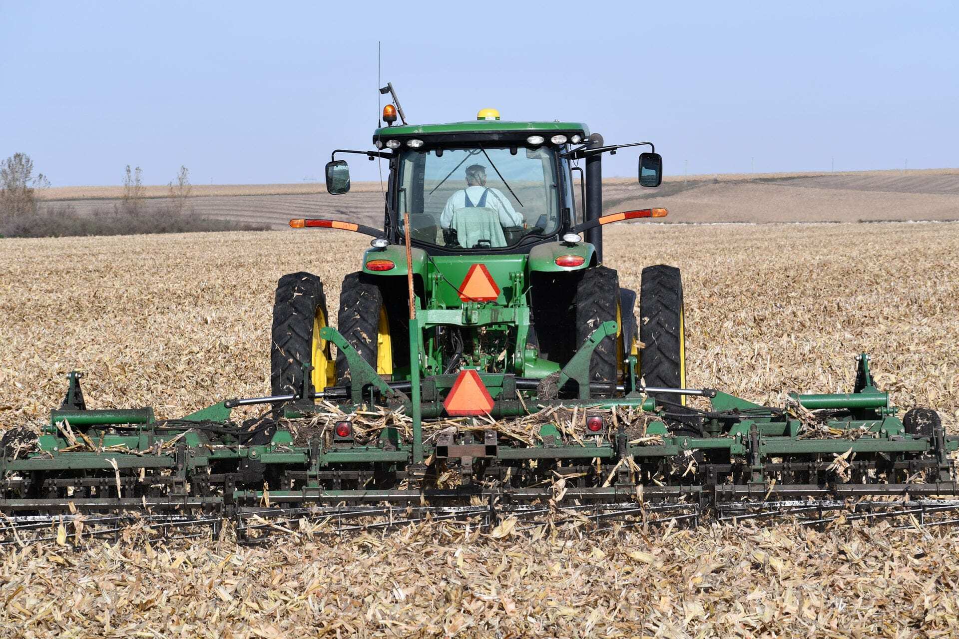 Spring tillage options include field cultivator and vertical tillage.